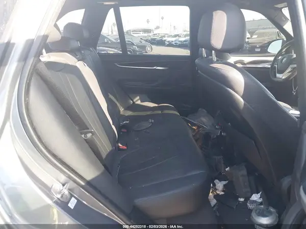 5UXKR0C55H0V67711 2017 BMW X5 - Image 8