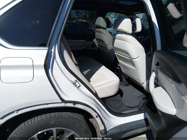 5UXKR0C55H0V68034 2017 BMW X5 - Image 8
