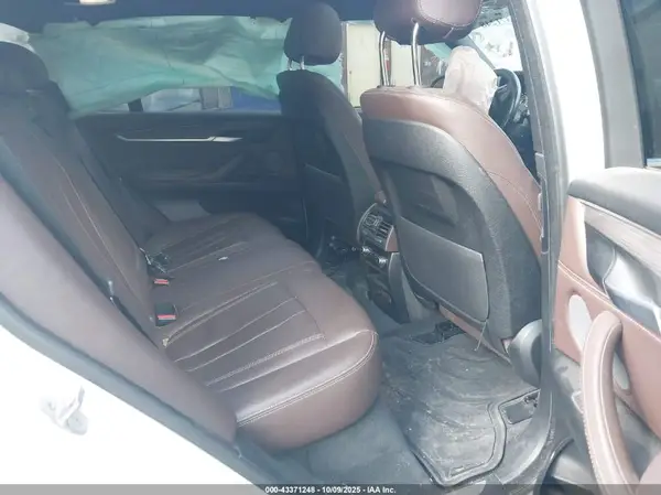 5UXKR0C55J0X85170 2018 BMW X5 - Image 8