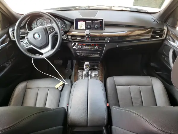 5UXKR0C55J0X86125 2018 BMW X5 - Image 8
