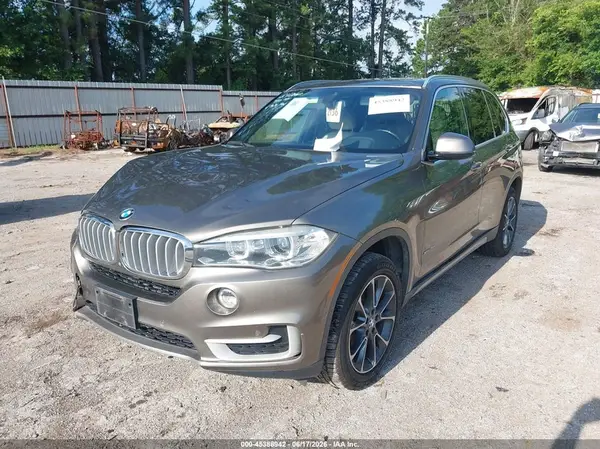 5UXKR0C55J0X88604 2018 BMW X5 - Image 2