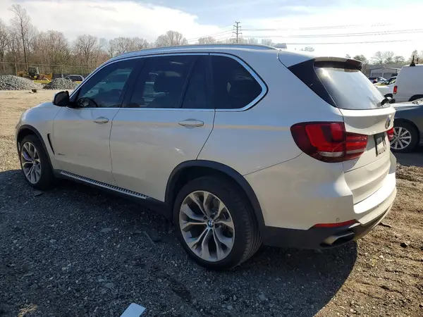 5UXKR0C55J0X88943 2018 BMW X5 - Image 2