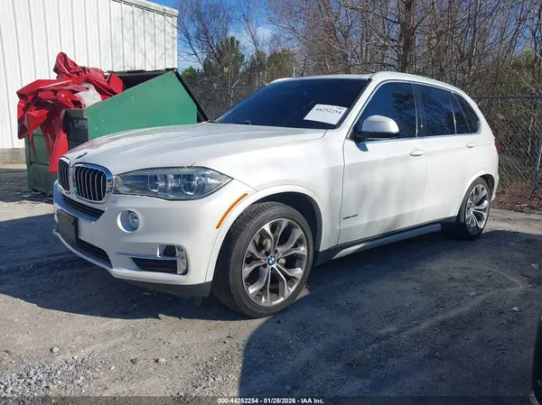5UXKR0C55J0X90594 2018 BMW X5 - Image 2