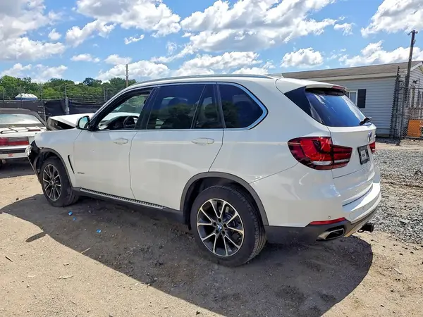 5UXKR0C55J0X91695 2018 BMW X5 - Image 2