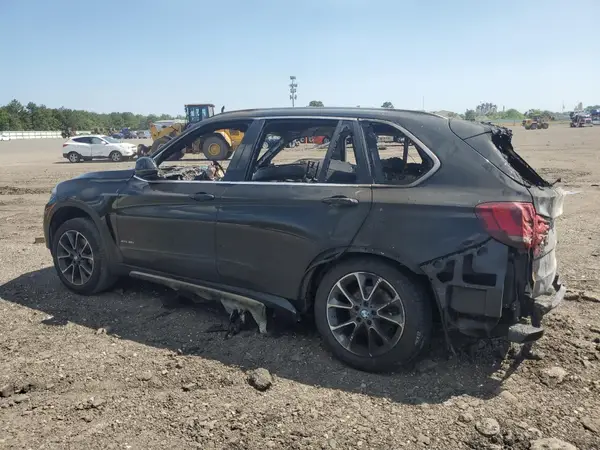 5UXKR0C55J0X94578 2018 BMW X5 - Image 2