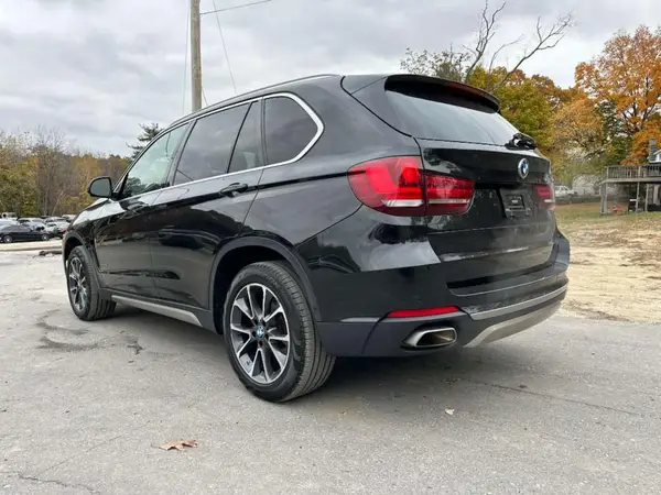 5UXKR0C55J0X97612 2018 BMW X5 - Image 2