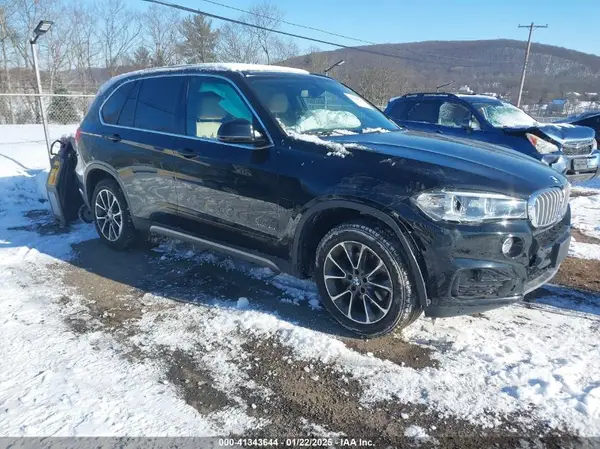 5UXKR0C55J0X97948 2018 BMW X5 - Image 1