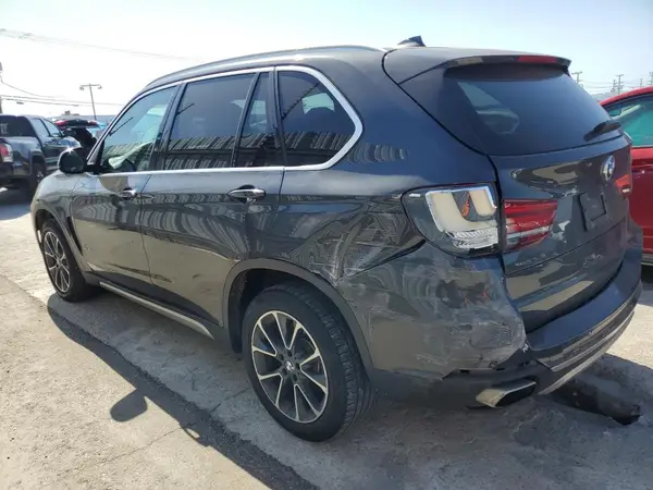5UXKR0C55J0Y03621 2018 BMW X5 - Image 2