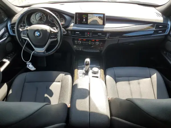 5UXKR0C55J0Y03621 2018 BMW X5 - Image 8