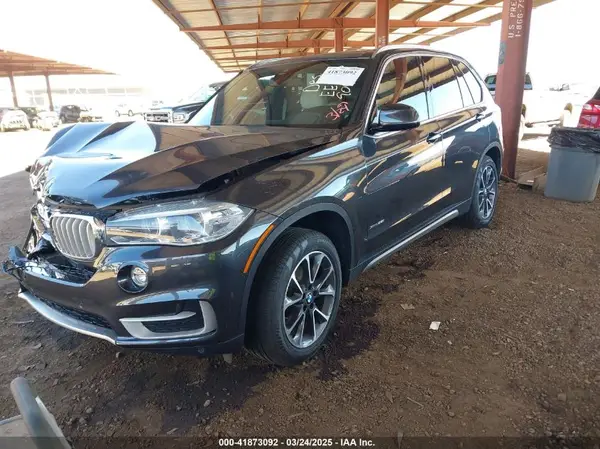 5UXKR0C55J0Y04249 2018 BMW X5 - Image 2