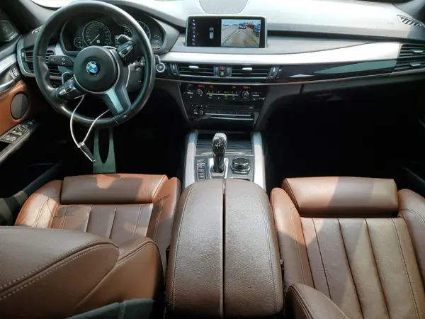 5UXKR0C55J0Y05837 2018 BMW X5 - Image 8