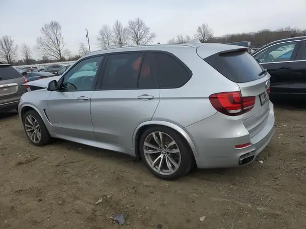 5UXKR0C55J0Y05952 2018 BMW X5 - Image 2