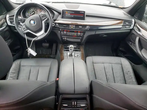 5UXKR0C55JL070100 2018 BMW X5 - Image 8