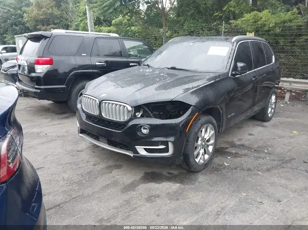5UXKR0C55JL071036 2018 BMW X5 - Image 2