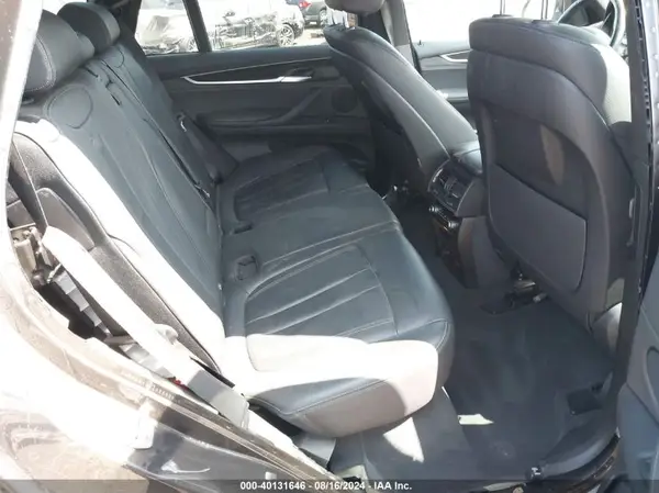 5UXKR0C55JL076382 2018 BMW X5 - Image 8