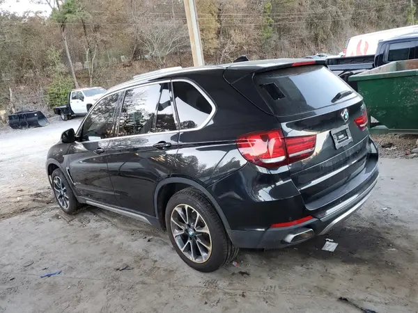 5UXKR0C55JL076690 2018 BMW X5 - Image 2