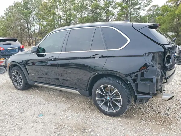 5UXKR0C55JL076902 2018 BMW X5 - Image 2