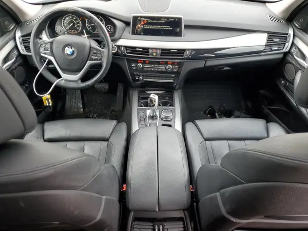 5UXKR0C56G0P21860 2016 BMW X5 - Image 8