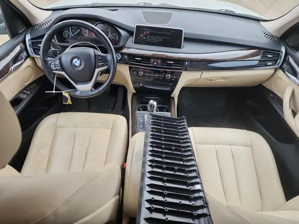 5UXKR0C56G0P22264 2016 BMW X5 - Image 8