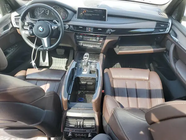 5UXKR0C56G0P22622 2016 BMW X5 - Image 8