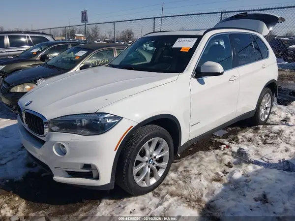 5UXKR0C56G0P28940 2016 BMW X5 - Image 2