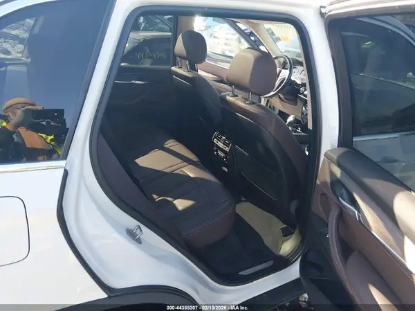 5UXKR0C56G0P28940 2016 BMW X5 - Image 8