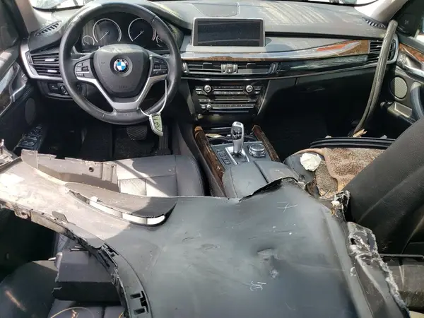 5UXKR0C56G0P32910 2016 BMW X5 - Image 8