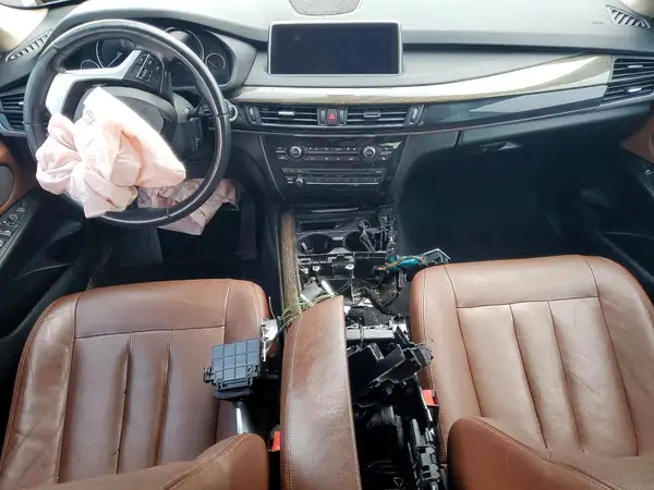 5UXKR0C56G0S86547 2016 BMW X5 - Image 8