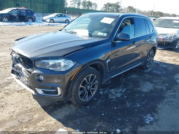 5UXKR0C56G0S88346 2016 BMW X5 - Image 2