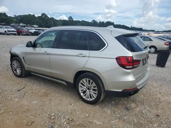 5UXKR0C56G0U48340 2016 BMW X5 - Image 2