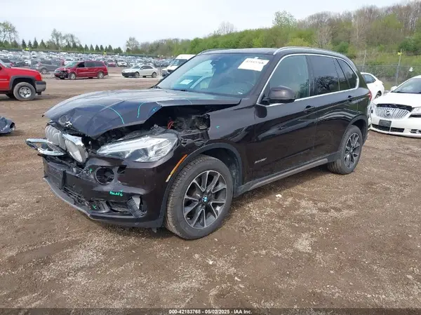5UXKR0C56H0U49957 2017 BMW X5 - Image 2