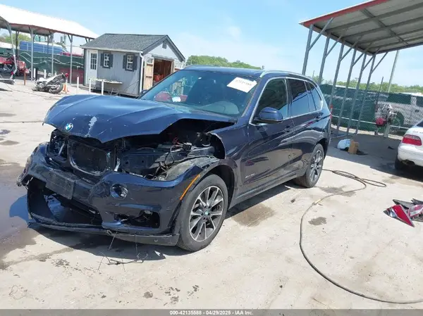 5UXKR0C56H0U53443 2017 BMW X5 - Image 2
