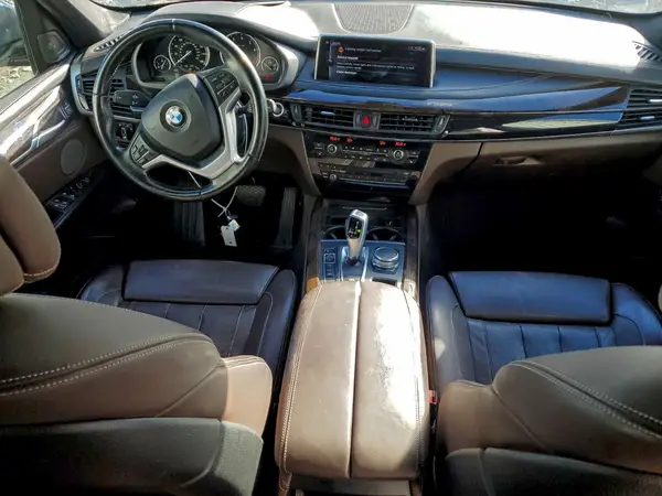 5UXKR0C56H0V49914 2017 BMW X5 - Image 8