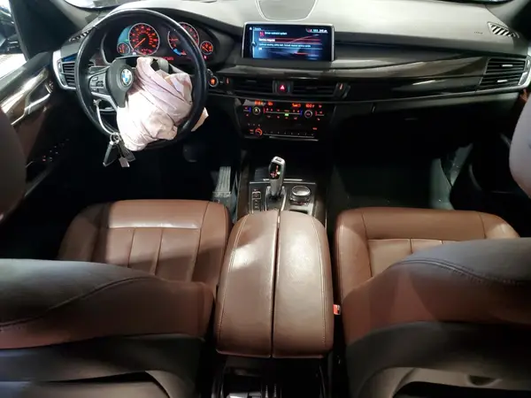 5UXKR0C56H0V49976 2017 BMW X5 - Image 8
