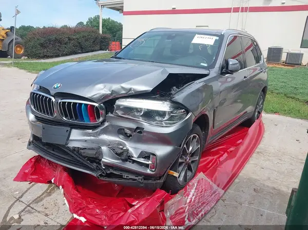 5UXKR0C56H0V67202 2017 BMW X5 - Image 2