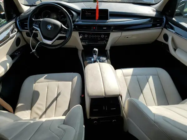 5UXKR0C56J0X83881 2018 BMW X5 - Image 8