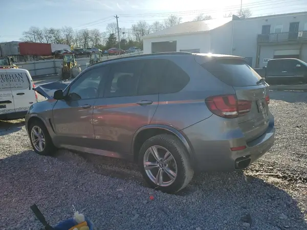 5UXKR0C56J0X84027 2018 BMW X5 - Image 2