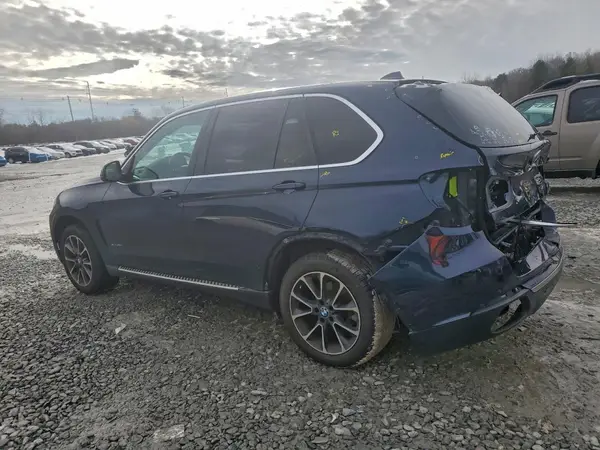 5UXKR0C56J0X84108 2018 BMW X5 - Image 2