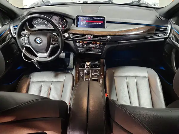 5UXKR0C56J0X84139 2018 BMW X5 - Image 8