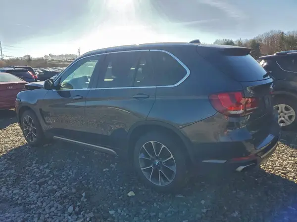 5UXKR0C56J0X85369 2018 BMW X5 - Image 2