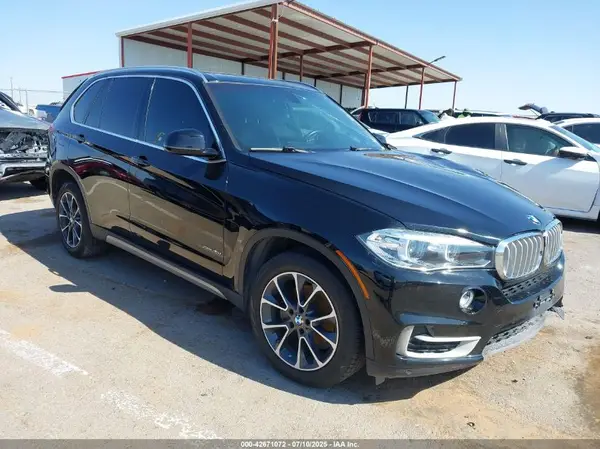 5UXKR0C56J0X86456 2018 BMW X5 - Image 1