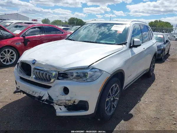 5UXKR0C56J0X87235 2018 BMW X5 - Image 2