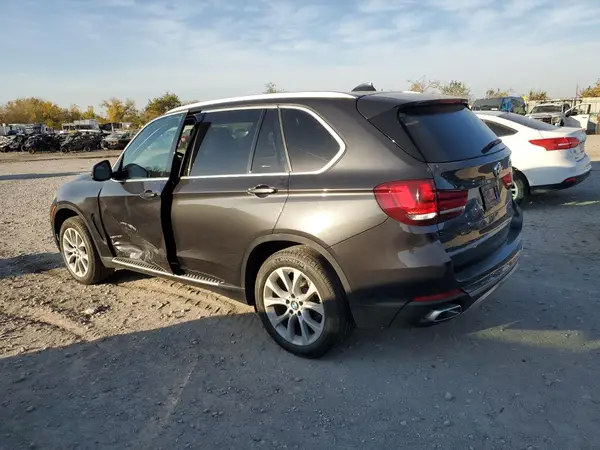 5UXKR0C56J0X88935 2018 BMW X5 - Image 2