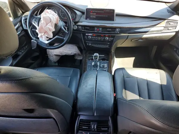 5UXKR0C56J0X91365 2018 BMW X5 - Image 8
