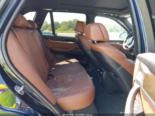 5UXKR0C56J0X92662 2018 BMW X5 - Image 8