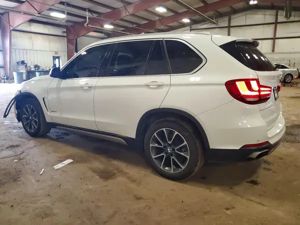 5UXKR0C56J0X93973 2018 BMW X5 - Image 2