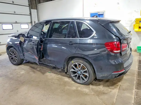 5UXKR0C56J0X98221 2018 BMW X5 - Image 2