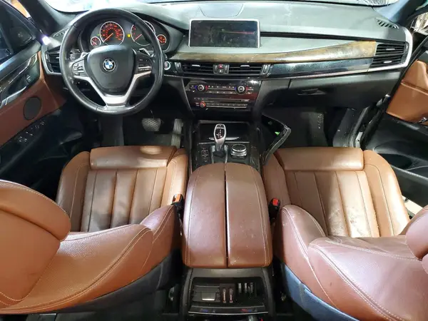 5UXKR0C56J0X98221 2018 BMW X5 - Image 8