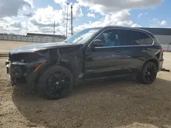 5UXKR0C56J0Y01909 2018 BMW X5