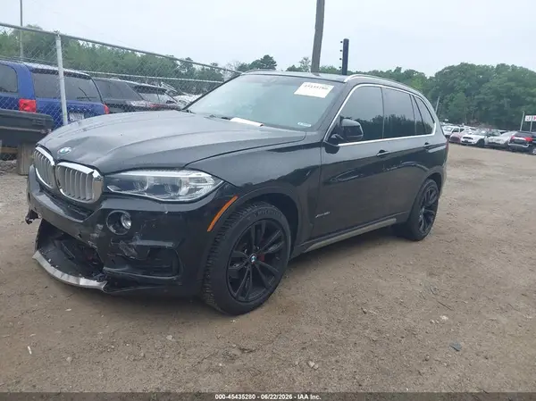 5UXKR0C56J0Y05328 2018 BMW X5 - Image 2